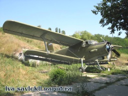 An-2-Aksayskiy-voenniy-memorial_11.08.06-005.jpg