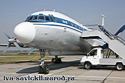 TN_Il-22-Bizon__Rostov-on-Don_15.08.2009-013.JPG