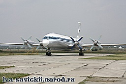 TN_Il-22-Bizon__Rostov-on-Don_15.08.2009-070.JPG