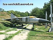 MiG-23MLD-Aksayskiy-voenniy-memorial_11.08.06-001.jpg