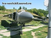 MiG-23MLD-Aksayskiy-voenniy-memorial_11.08.06-004.jpg