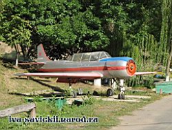 Yak-52.jpg