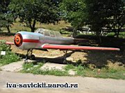 Yak-52-Aksayskiy-voenniy-memorial_11.08.06-002.jpg